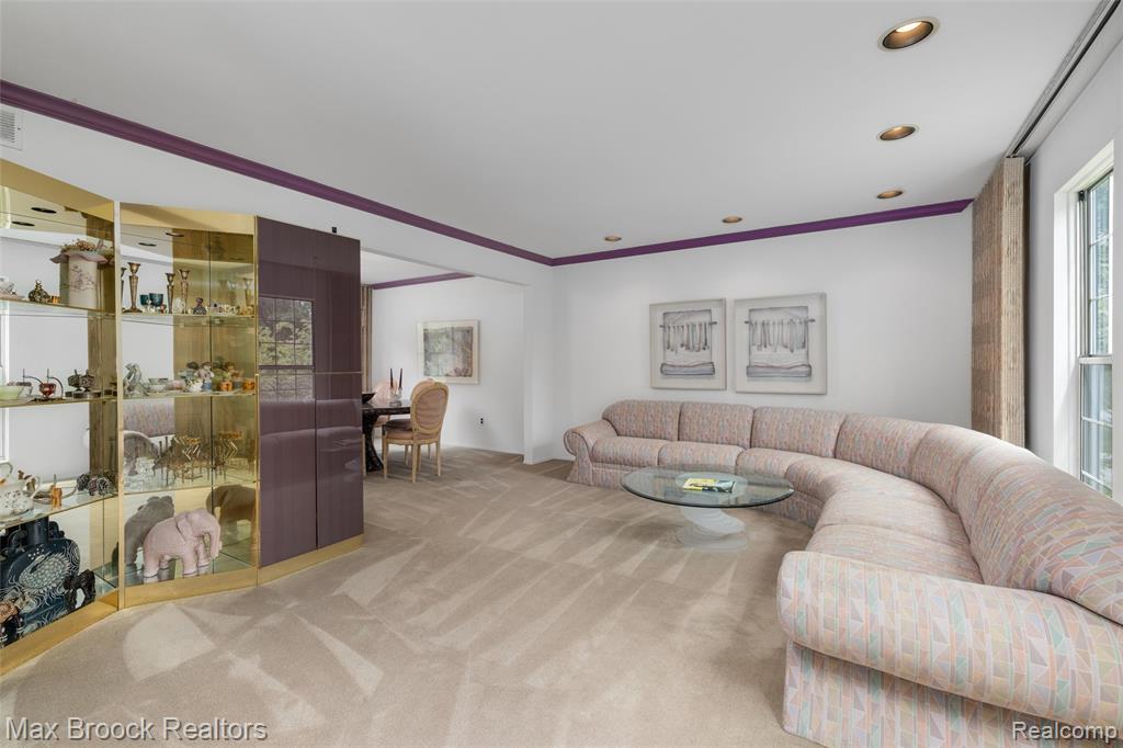 5495 Kingsfield Drive, West Bloomfield, MI — Photo 17