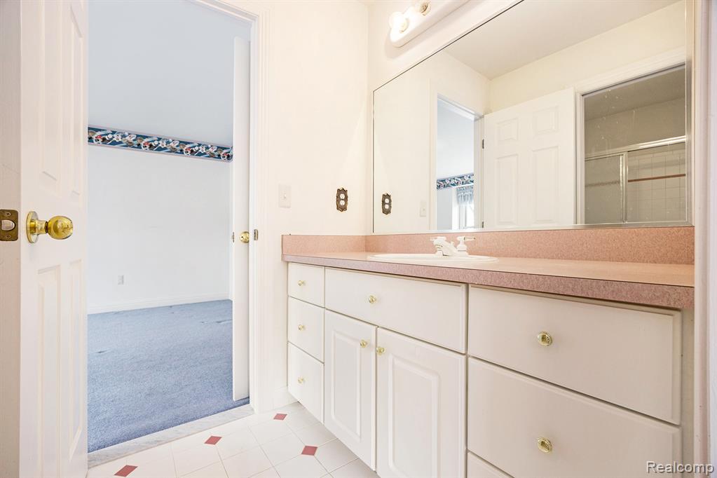 53527 Cherrywood Drive, Shelby Twp, MI 48315 — Photo 39