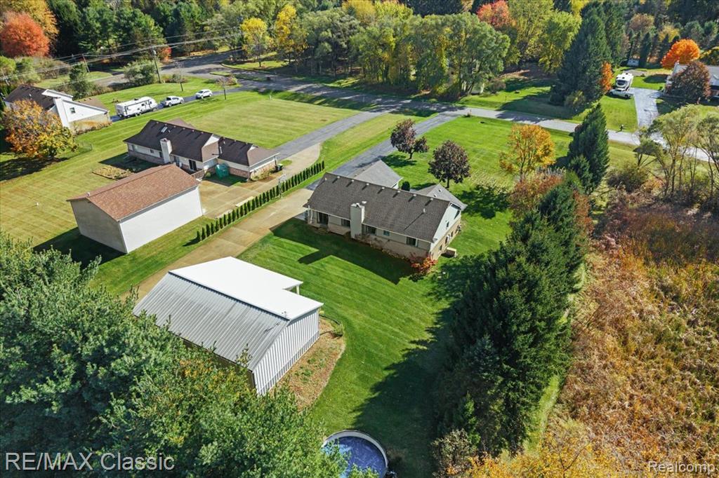 13947 Hearthstone Lane, Hartland, MI 48353 — Photo 46