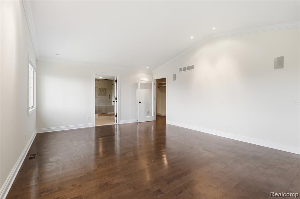 2084 Wabeek Hill Court, Bloomfield Hills, MI 48302 — Photo 44