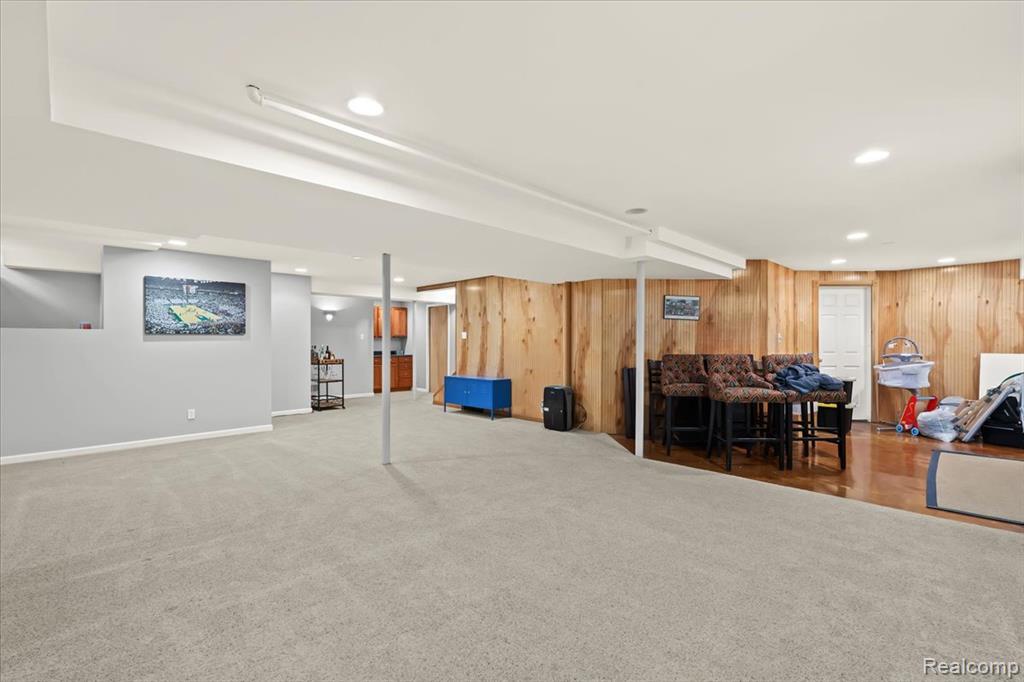 1035 Equestrian Drive, South Lyon, MI 48178 — Photo 35