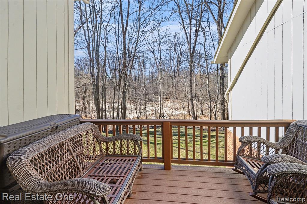 5505 Walnut Circle W, West Bloomfield, MI — Photo 7