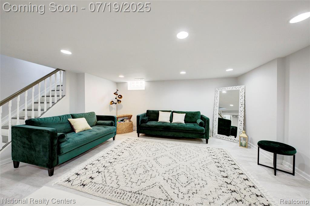 8126 Dale Street, Dearborn Heights, MI 48127 — Photo 47