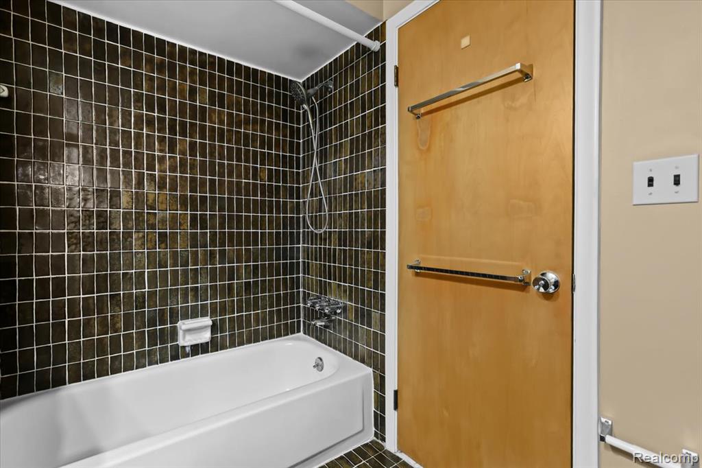 41715 Bedford Drive, Canton, MI 48187 — Photo 18