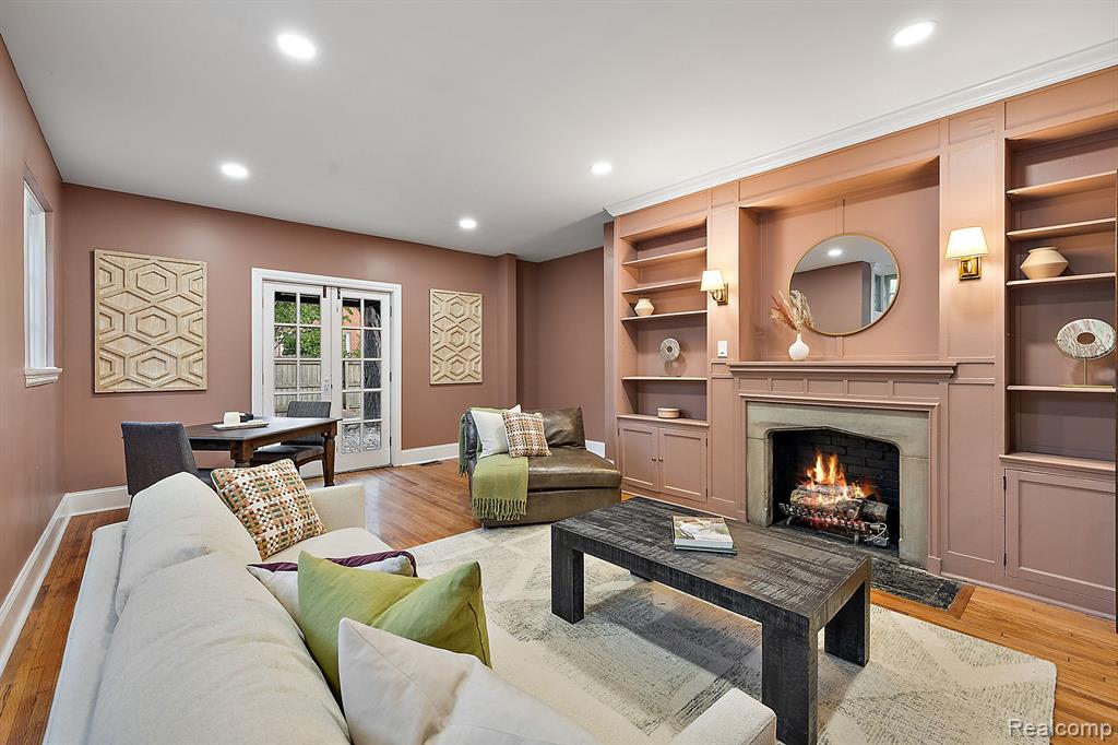 360 Lodge Drive, Detroit, MI 48214 — Photo 12
