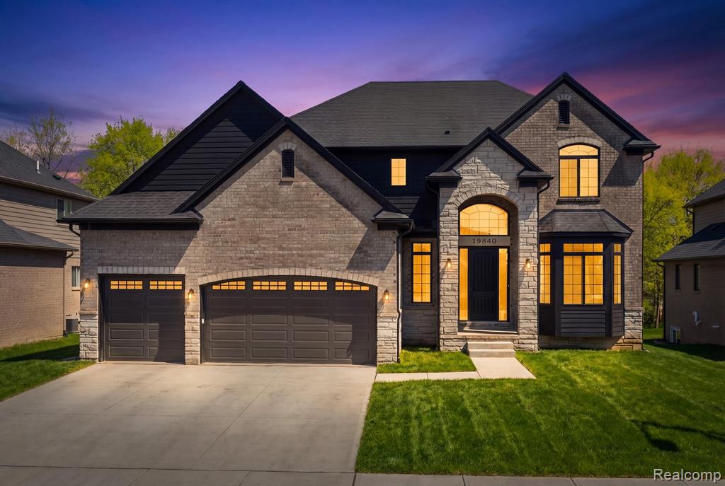 19840 Tranquility Drive, Macomb, MI 48042