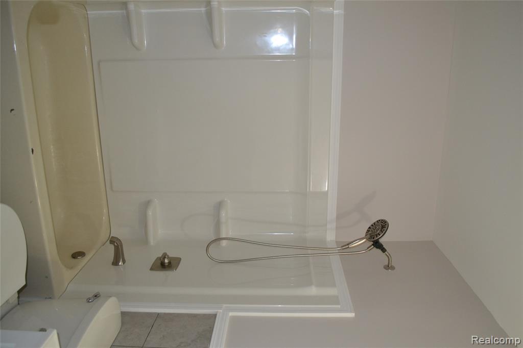 243 Campbell Street, Clio, MI 48420 — Photo 9