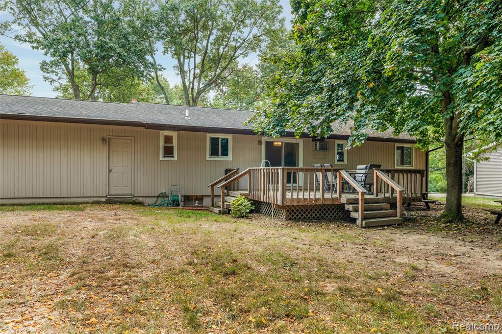 711 S Newman Road, Lake Orion, MI 48362 — Photo 28