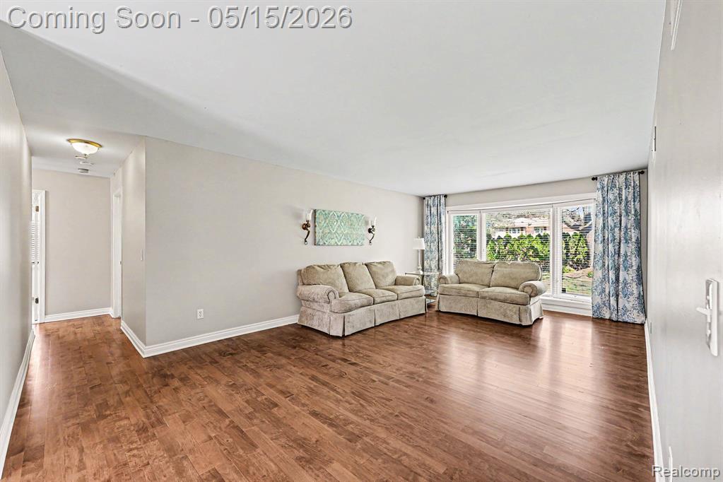 11921 Raintree Court, Utica, MI 48315 — Photo 6