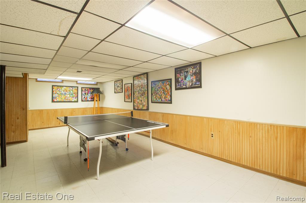 4300 Connie Drive, Sterling Heights, MI 48310 — Photo 20