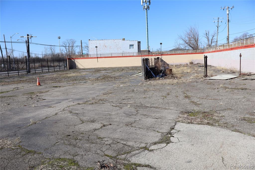 102 W State Fair, Highland Park, MI 48203 — Photo 12