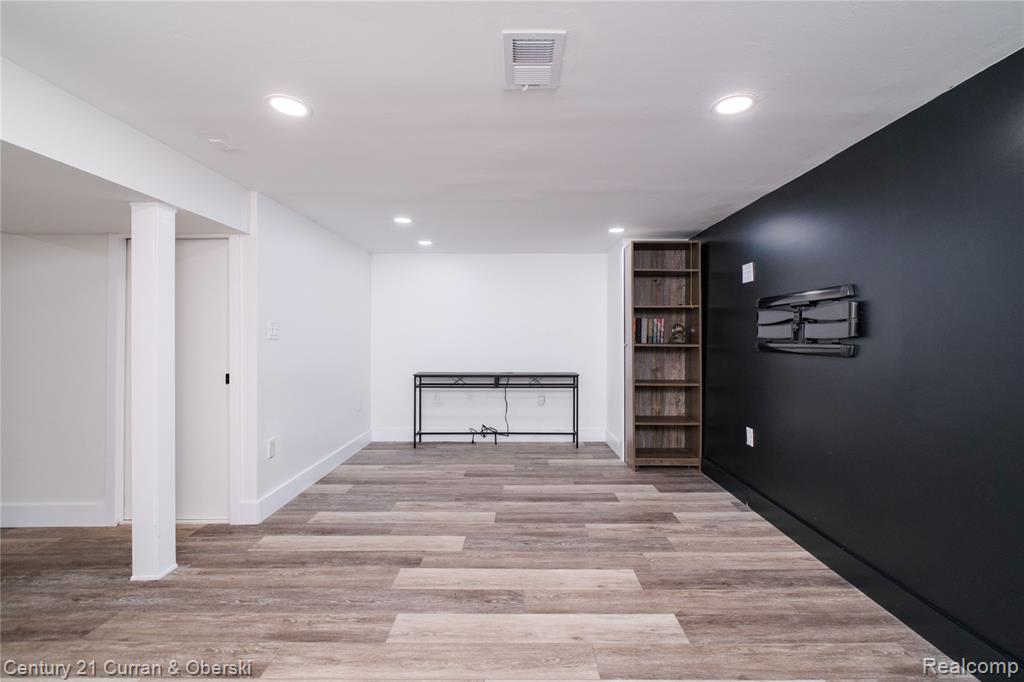 41476 Belden Circle, 53, Novi, MI 48377 — Photo 23
