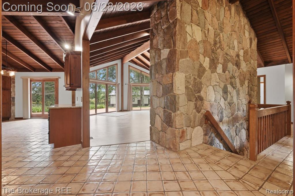 8475 Knox Road, Clarkston, MI 48348 — Photo 10