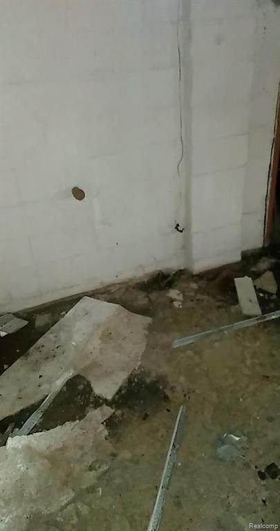 3489 SEYBURN Street, Detroit, MI, 48214