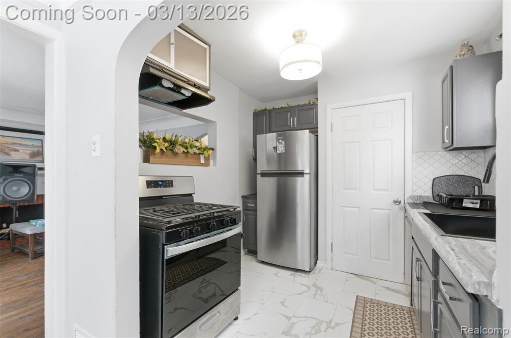 16706 Asbury Park, Detroit, MI 48235 — Photo 19