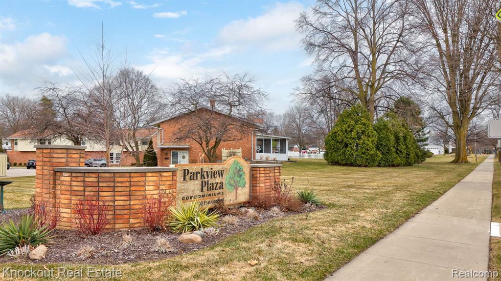 700 E GENESEE Street, D-17, Frankenmuth, MI 48734 — Photo 32
