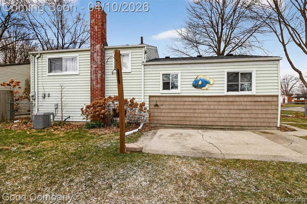 41036 Paign Drive, Sterling Heights, MI 48313 — Photo 31