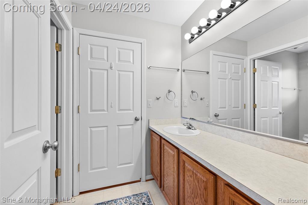 4451 Carriage Hill Court, Rochester, MI 48306 — Photo 38