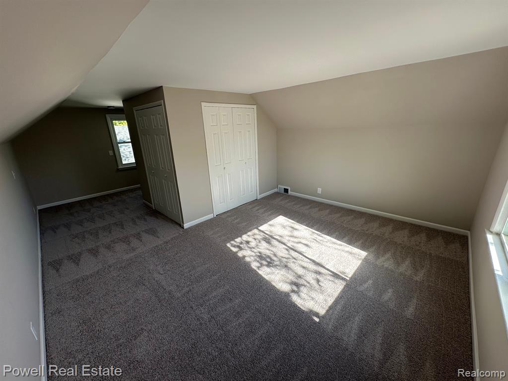 92 W PRINCETON Avenue, Pontiac, MI 48340 — Photo 18