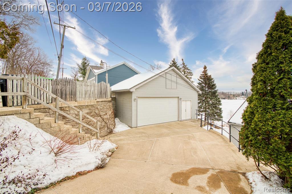 5851 Kinyon Drive, Brighton, MI 48116 — Photo 10