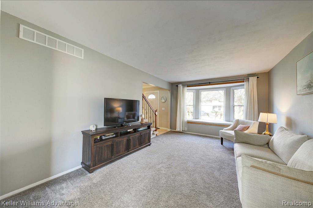 44273 Richmond Court, Canton, MI 48187 — Photo 20