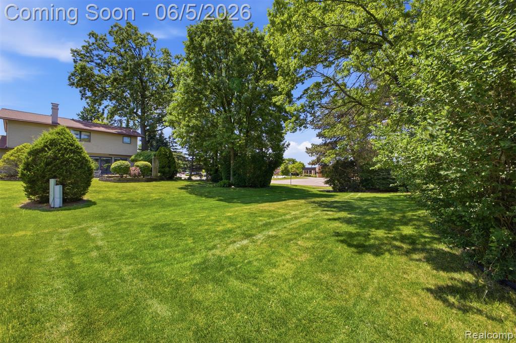 40435 Oak Tree, Novi, MI — Photo 36