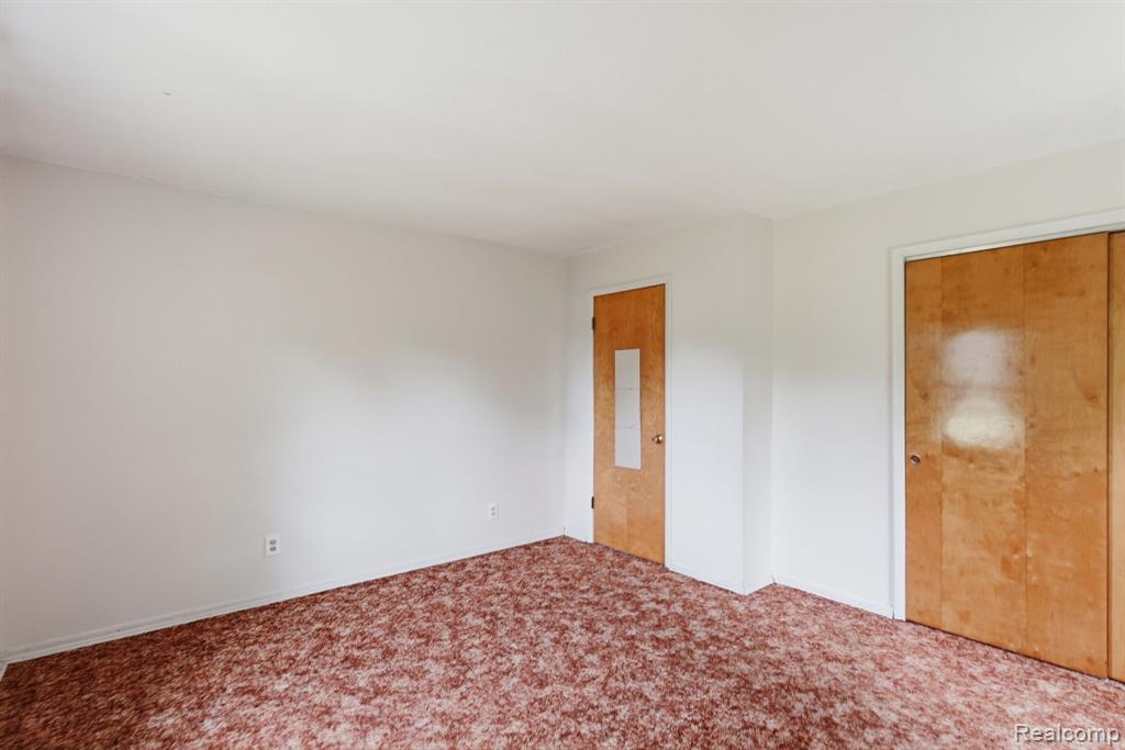396 Plum Creek Road, Lapeer, MI 48446 — Photo 11