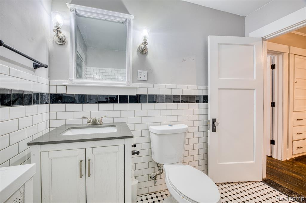 1525 Edison Street, Detroit, MI 48206 — Photo 31