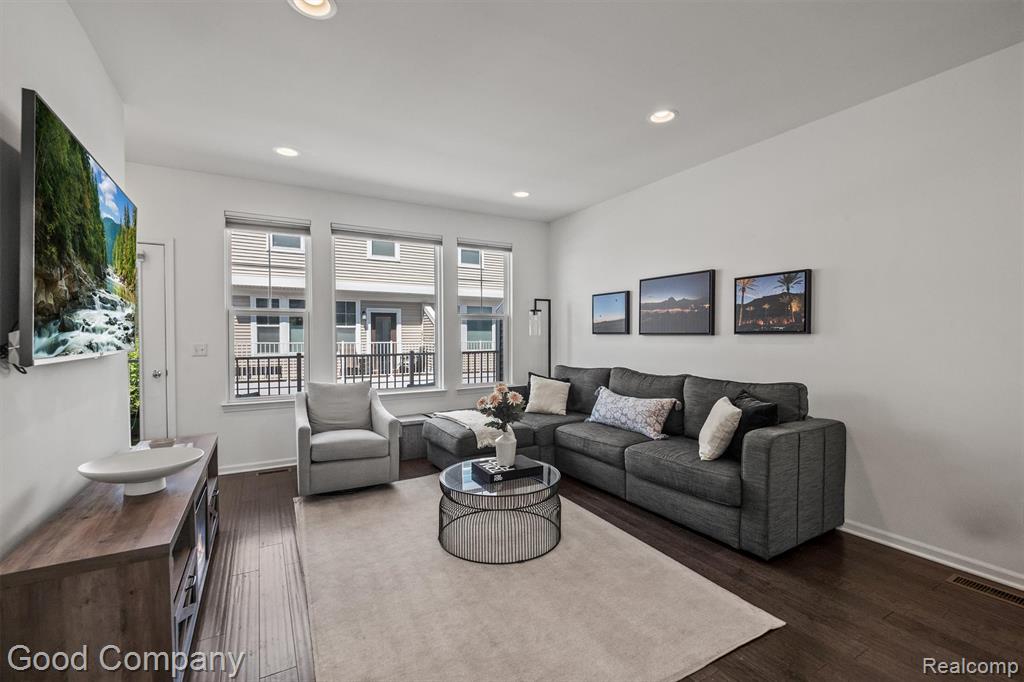 509 Midland Boulevard, Royal Oak, MI 48073 — Photo 4