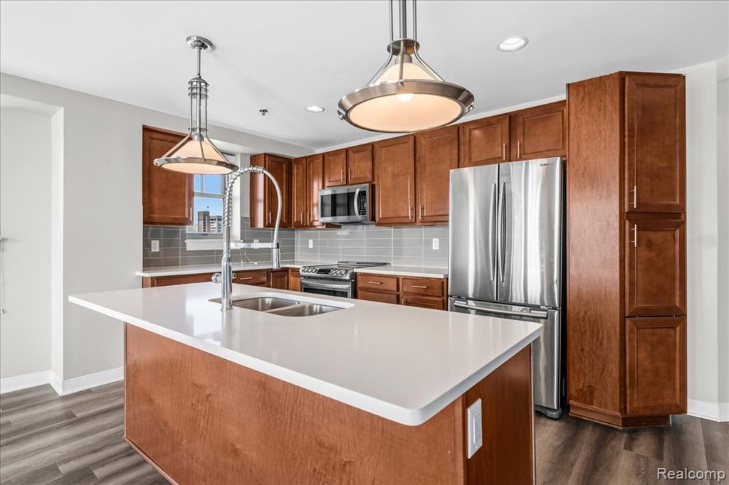 525 W Lafayette Boulevard, 16D, Detroit, MI 48226 — Photo 11