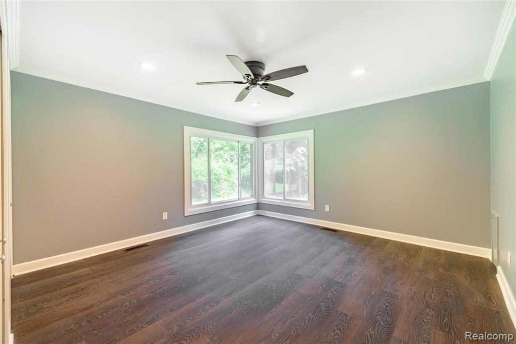 5815 Bloomfield Glens Road, West Bloomfield, MI — Photo 36
