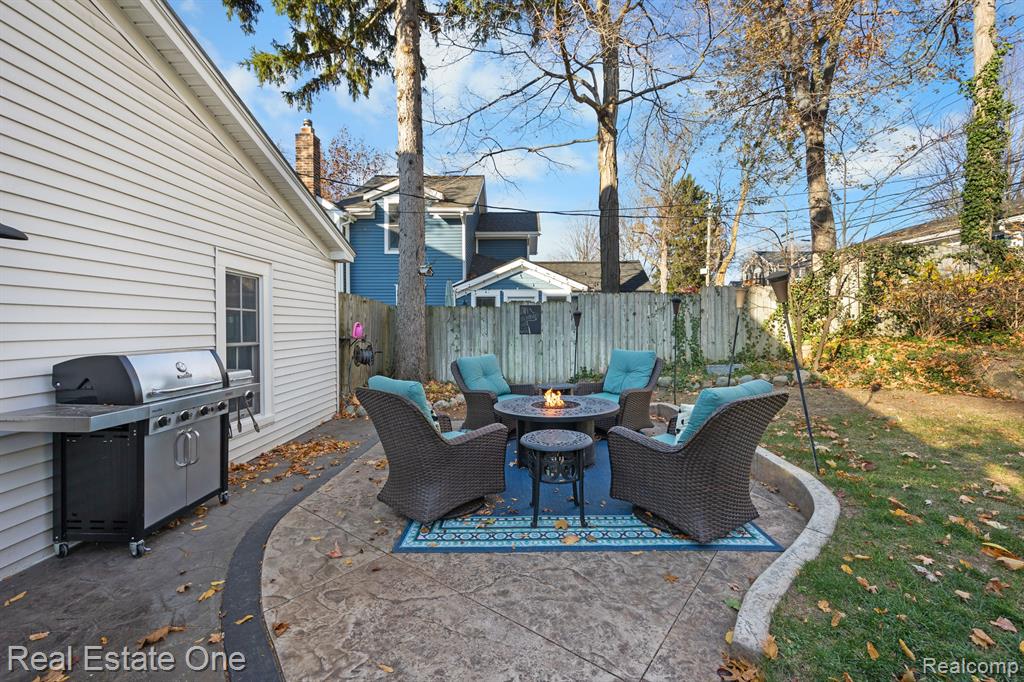 534 UNION Street, Milford, MI 48381 — Photo 35