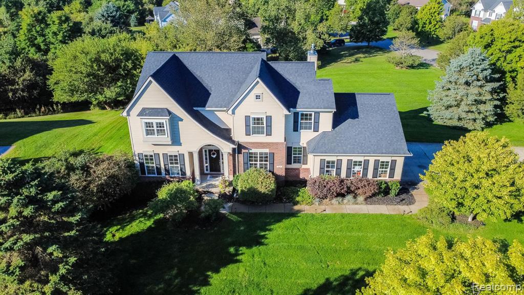 9838 Dublin Drive, Fenton, MI 48430 — Photo 2
