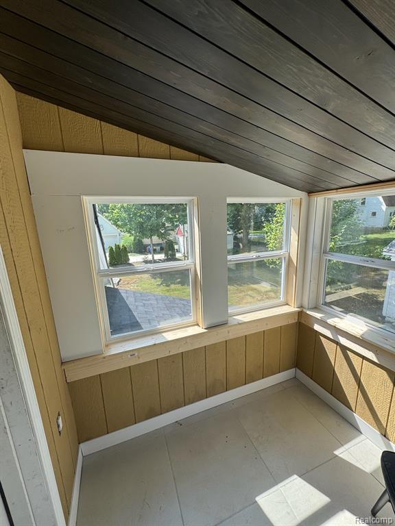 45 E Jackson Street, Orion, MI 48362 — Photo 3
