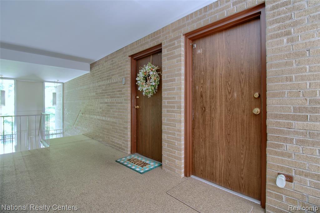 16547 Middlebelt Road, 6, Livonia, MI 48154 — Photo 6