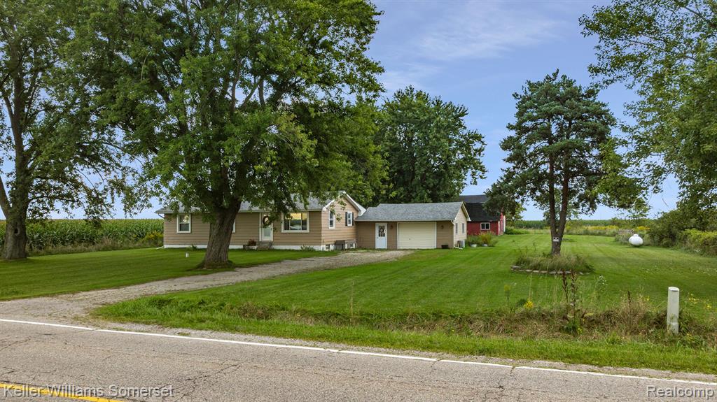 908 BROWN CITY Road, Imlay City, MI 48444 — Photo 3