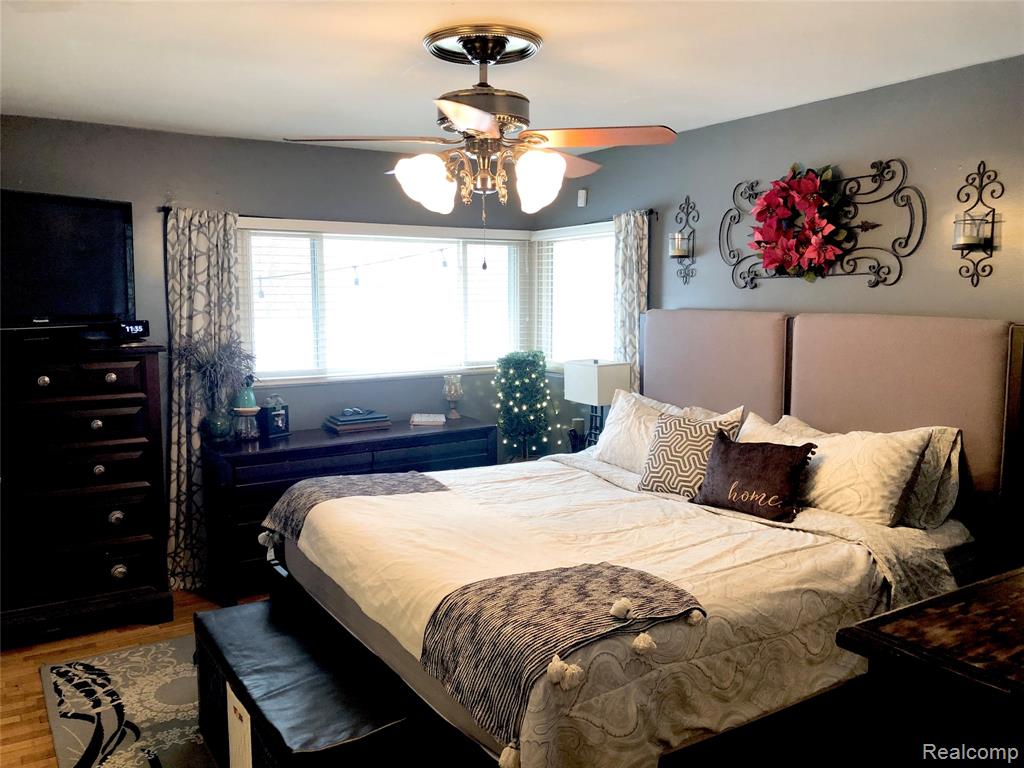 638 Maxine Street, Flint, MI 48503 — Photo 20