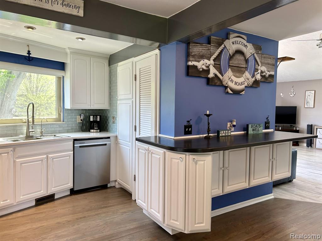 9831 Kress Road, Pinckney, MI 48169 — Photo 10