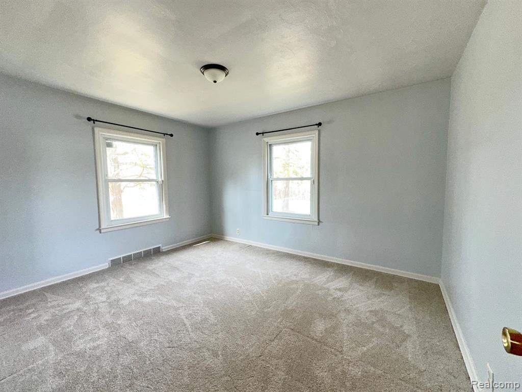 6430 Bishop Road, Lansing, MI 48911 — Photo 10