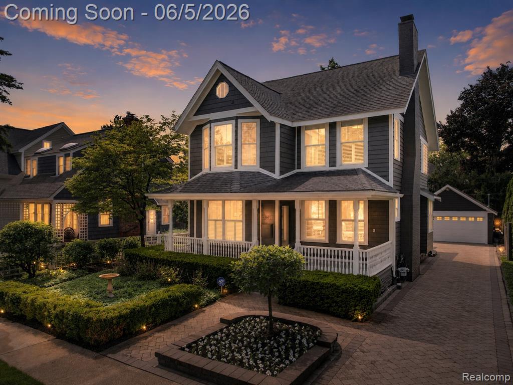 691 W Frank Street, Birmingham, MI 48009 — front exterior