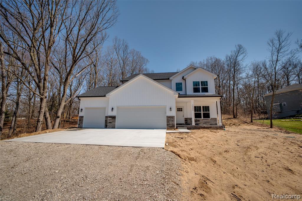 16085 Catalpa Ridge Drive, Holly, MI 48442 — Photo 33