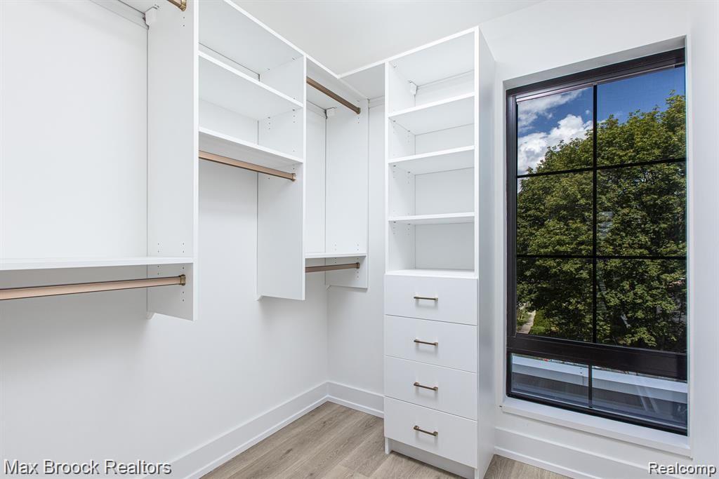 533 E Harrison Avenue, 19, Royal Oak, MI 48067 — Photo 17