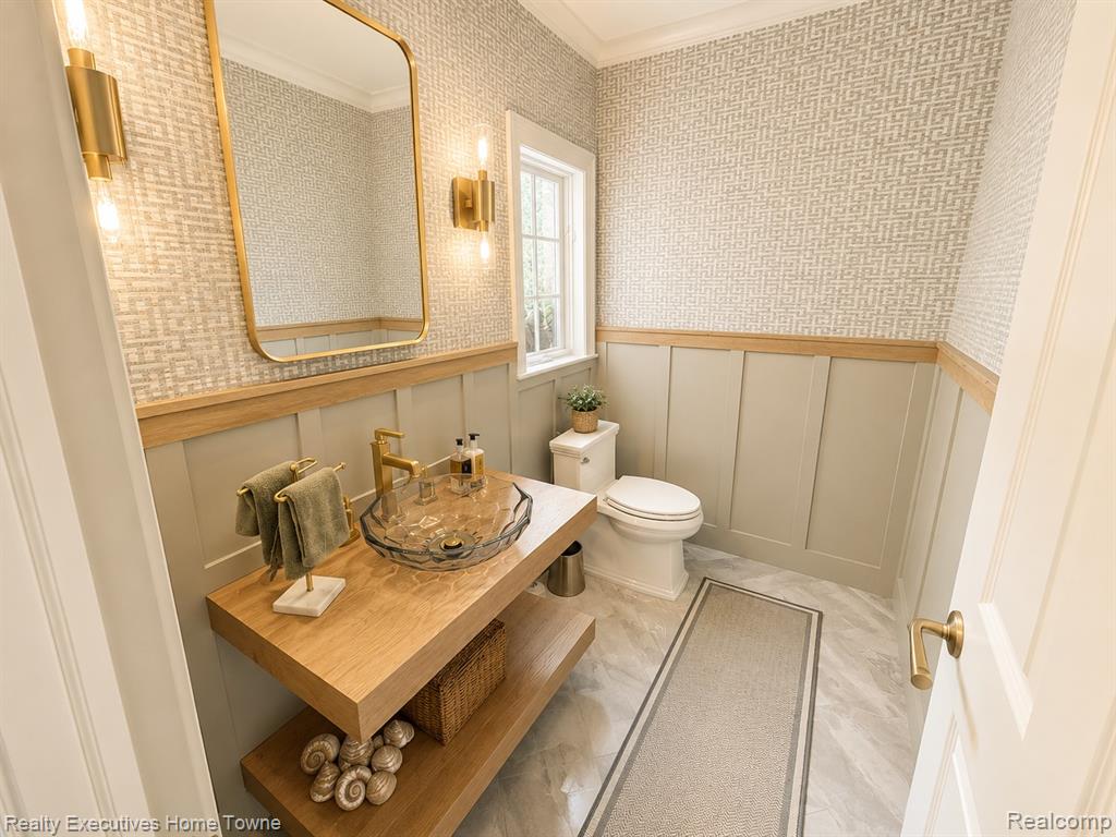 1395 Country Club Road, Bloomfield Hills, MI 48304 — Photo 22