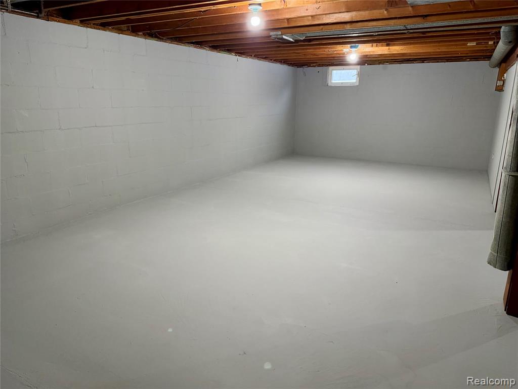 5976 Falkenbury Road, North Branch, MI 48461 — Photo 22
