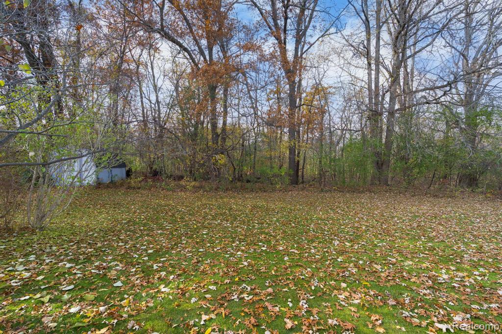9721 Klais Road, Clarkston, MI 48348 — Photo 48