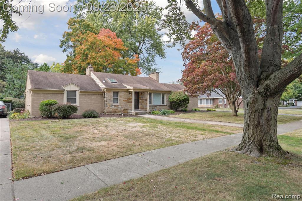 18797 Wiltshire Boulevard, Lathrup Village, MI 48076 — Photo 4
