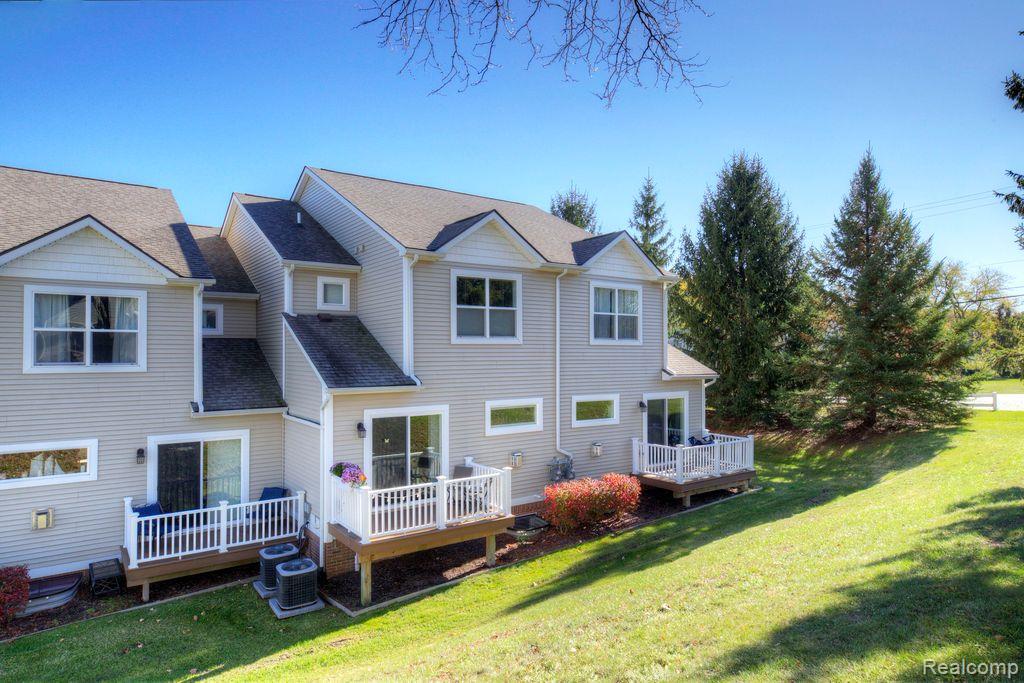 5904 Woodruff View Drive, Brighton, MI 48116 — Photo 22
