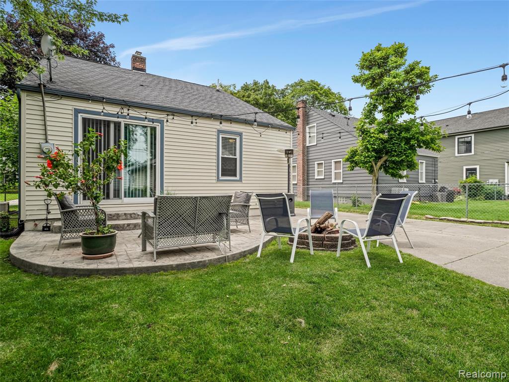 2798 Royal Avenue, Berkley, MI 48072 — Photo 36