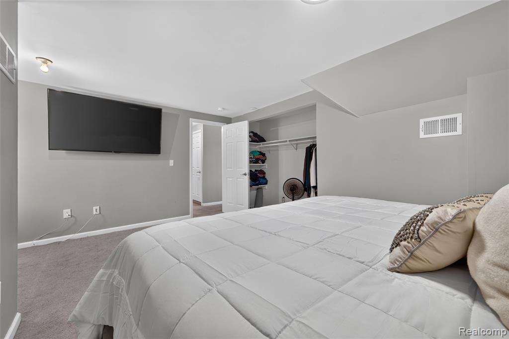 18939 Ohio Street, Detroit, MI 48221 — Photo 32
