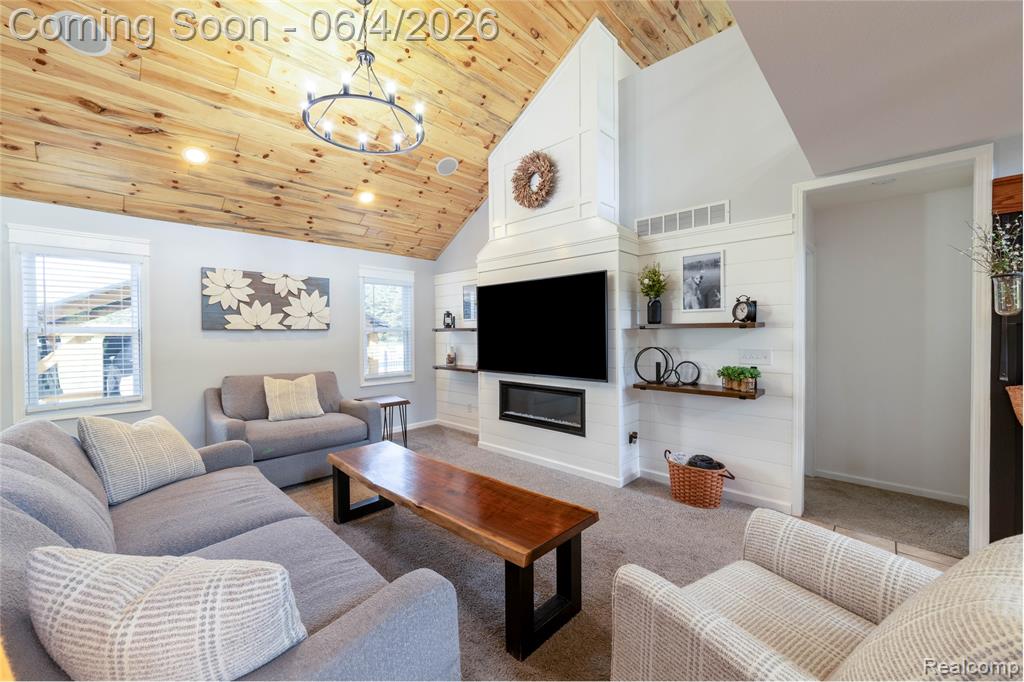 12621 Golden Oaks Drive, Milford, MI 48380 — Photo 39
